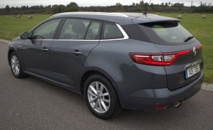 Renault Megan 1.6 2019 (14 foto / 15)