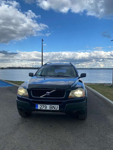 Volvo xc90 (9 foto / 15)