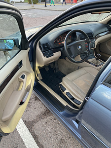 Продам BMW 318 (12 фото из 15)