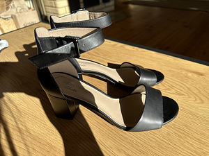 Туфли на каблуках Clarks (1 фото из 4)