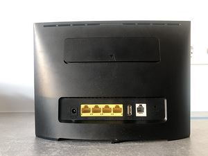 Ruuter Huawei B525 4G (5 foto / 10)