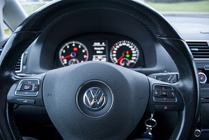 Volkswagen touran 1.4 TSI LPG 2012 (5 foto / 8)