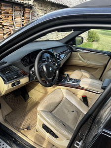 BMW x5 4.8i shadowline (3 фото из 10)