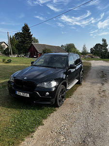 BMW x5 4.8i shadowline (9 фото из 10)