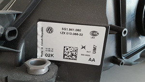 2016 Volkswagen Golf Esituli (parem) (2 foto / 2)