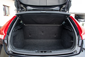 Volvo V40 City Safety 1.6 84kW (REG. TASUTUD!) (10 foto / 15)