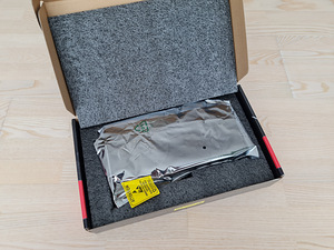 Radeon RX 6600 XT 8GB GPU (2 foto / 4)