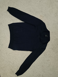 Свитер Hugo boss (2 фото из 2)