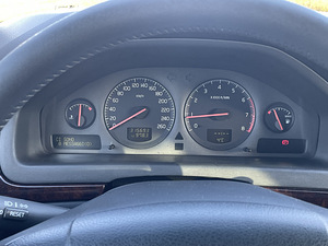 Müüa heas korras auto (7 foto / 7)