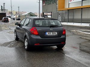 KIA CEED 2008 1.4I 80kW (3 foto / 8)