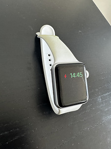 Apple Watch 3 серия (3 фото из 3)