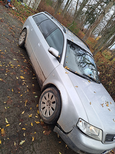 Audi a6 c5 2.5 132kw (6 foto / 12)