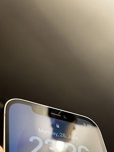iPhone 12 64GB Valge (5 foto / 7)