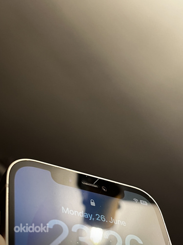 iPhone 12 64 ГБ Белый (фото #5)
