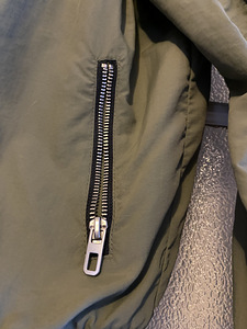 H&M kevadjakk poistele, s 152 (5 foto / 7)