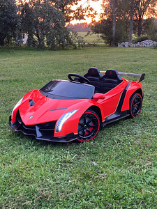 Laste Lamborghini Venomo elektriauto (1 foto / 4)