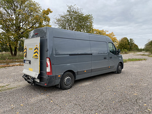 Kauba vedu hüdroliftiga väikebussiga (1 foto / 1)