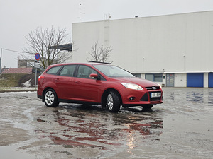 Ford focus (6 foto / 6)