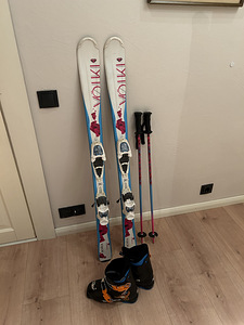 Комплект горных лыж для детей