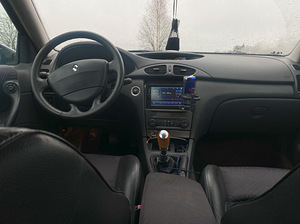Renault Laguna (5 фото из 7)
