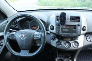 Toyota Rav4 2.2 (7 foto / 13)