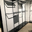 Система полок для магазина одежды + стол + стойка (фото #3)