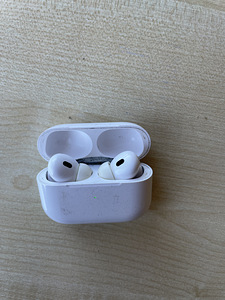 Копия AirPods Pro2 (1 фото из 3)