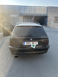 BMW e46 2.0d 2001 manual (4 foto / 6)