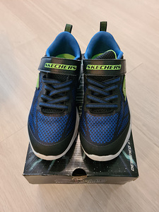 Skechers tossud, suurus 35 (3 foto / 3)