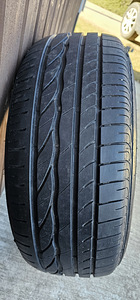 Bridgeston Turanza 215/55 R16