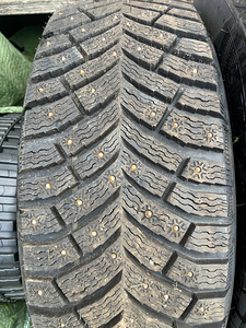 Michelin x-ice north 4 (6 foto / 8)