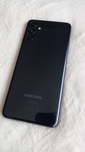 Продается телефон Samsung Galaxy A04s 64 GB (3 фото из 4)