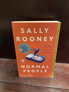Sally Rooney - Normal people (1 foto / 4)