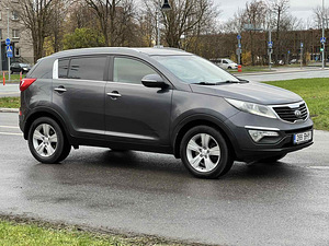 KIA SPORTAGE (2 foto / 10)