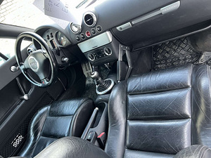 AUDI TT COUPE QUATTRO (10 foto / 11)