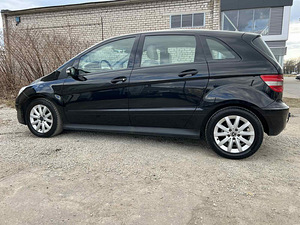 MERCEDES-BENZ B 180 CDI (4 foto / 10)