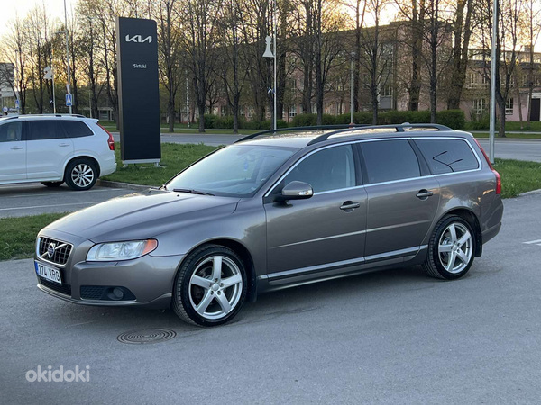 VOLVO V70