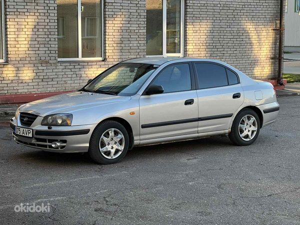 HYUNDAI ELANTRA