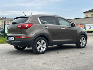 KIA SPORTAGE (7 foto / 11)