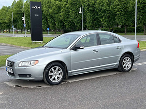 VOLVO S80 (1 foto / 11)