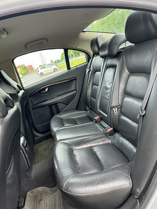 VOLVO S80 (11 foto / 11)