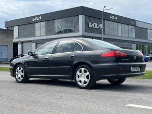 PEUGEOT 607 (6 foto / 11)