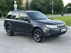 SUBARU FORESTER (2 foto / 10)