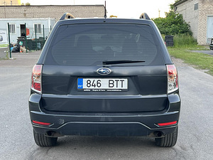 SUBARU FORESTER (8 foto / 10)