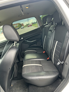 FORD KUGA (11 foto / 12)