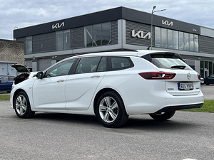 OPEL INSIGNIA SPORTS TOURER (6 foto / 10)