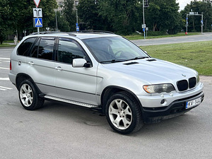 BMW x5 (2 foto / 10)