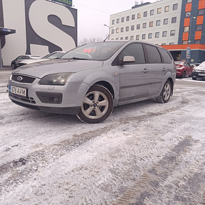 Ford focus 1.6 85 kw 2005 год (1 foto / 9)
