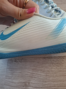 Nike puutsad 38.5 (3 фото из 4)