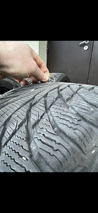 Шины Nokian 245/45/18 (6 фото из 6)
